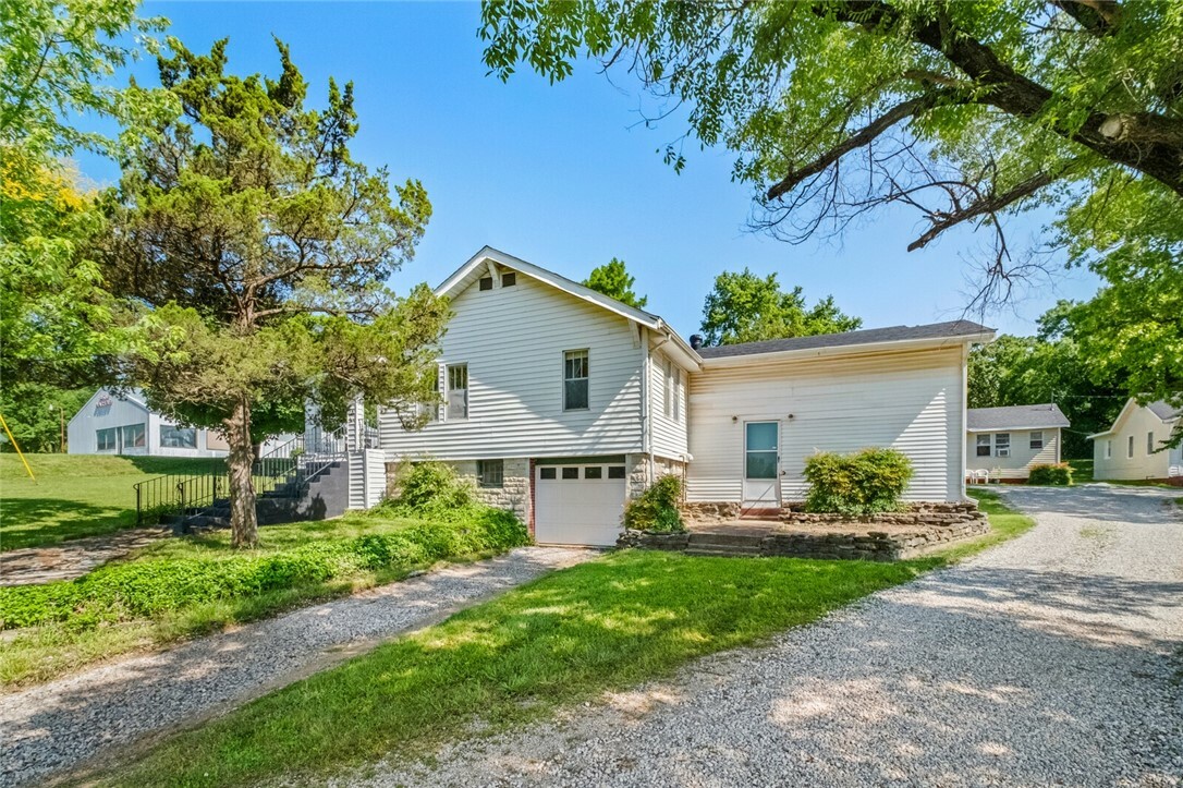 Property Photo:  1576 Highway 62  AR 72638 