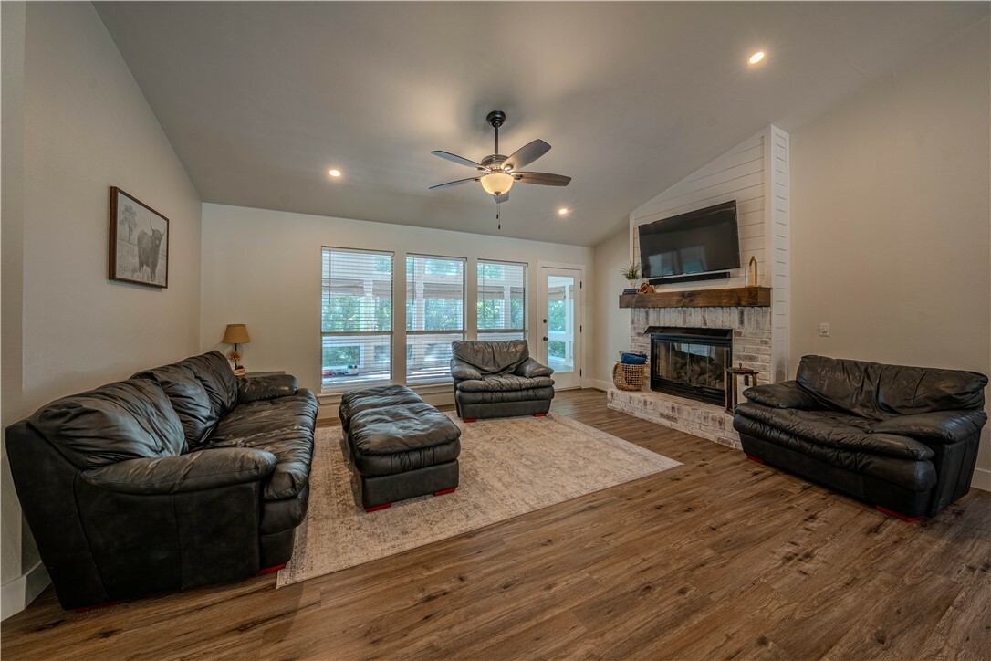 Property Photo: 6 Muker Lane AR 72714