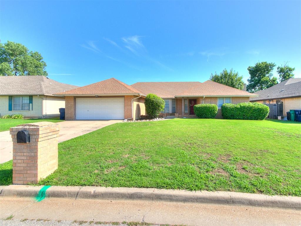 Property Photo: 5201 SE 53rd Street OK 73135