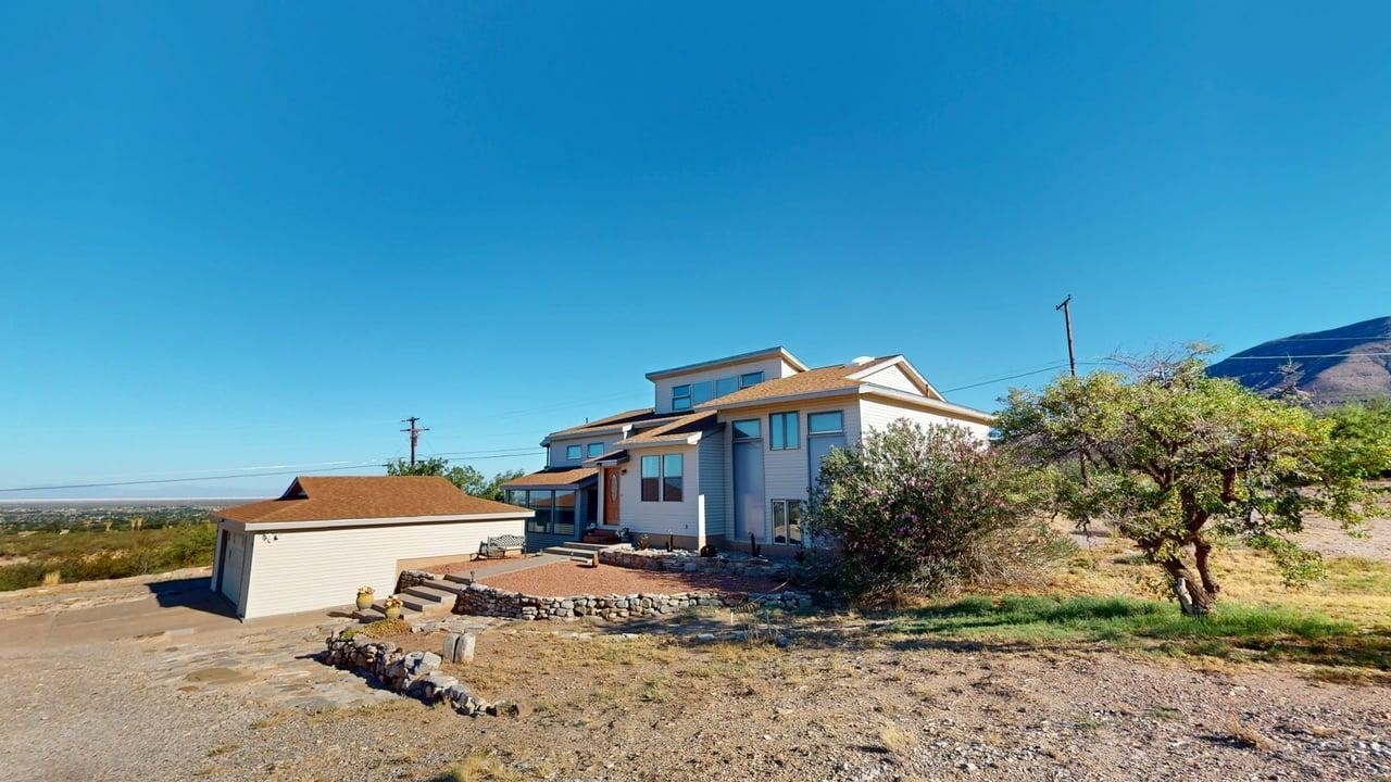 Property Photo: 3423 Thunder Rd NM 88310