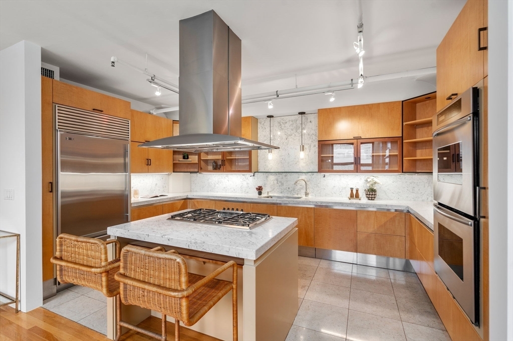453 Washington St 11E  Boston MA 02111 photo
