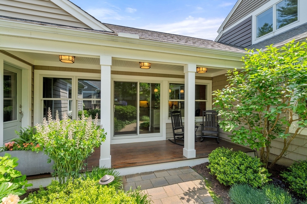 Property Photo: 40 Tall Pine Dr 18 MA 01776
