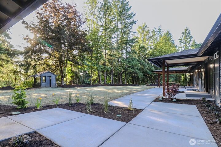 Property Photo:  3327  170th Avenue E  WA 98391 