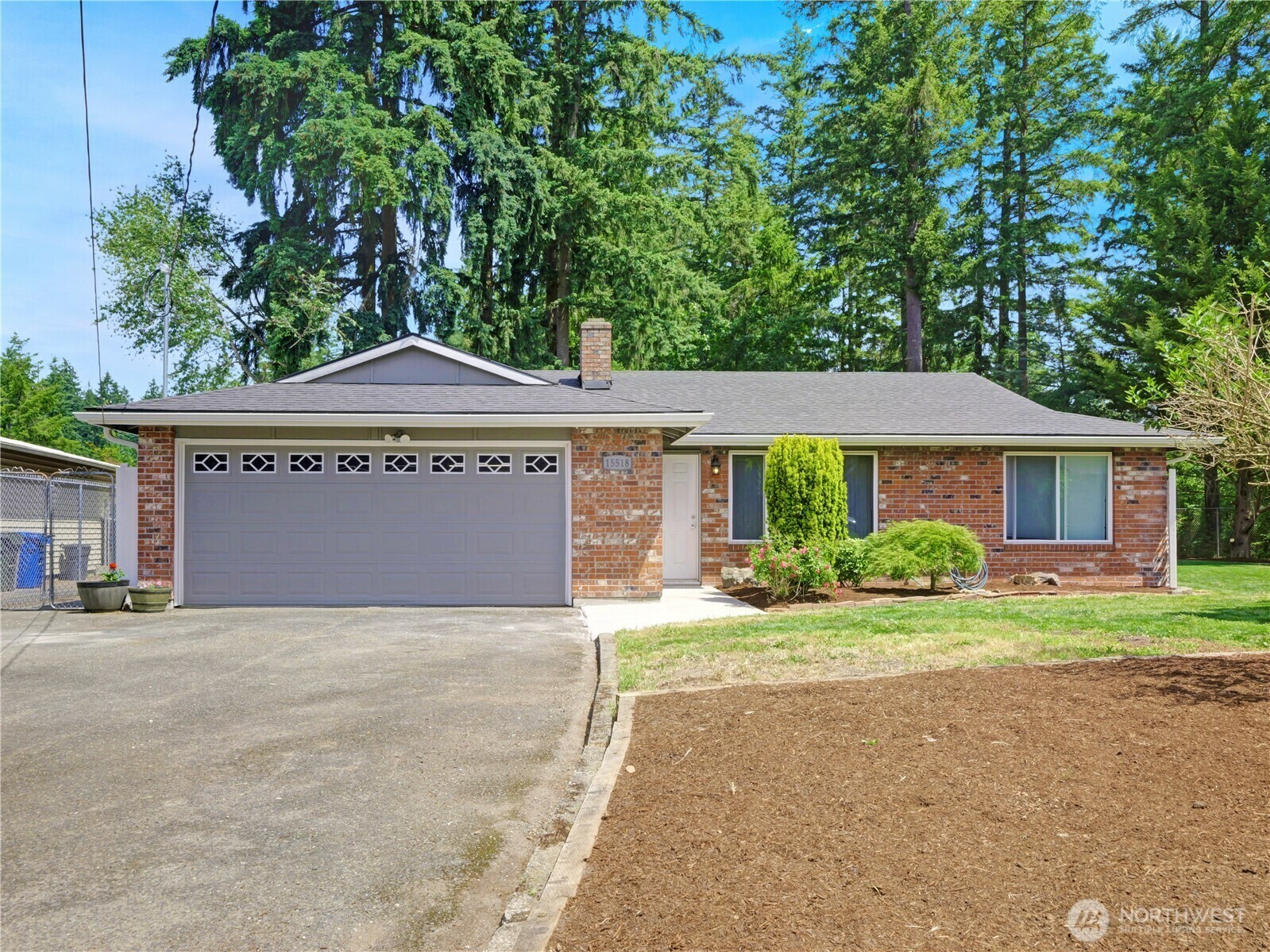 Property Photo: 15518 SE 304th Place WA 98042
