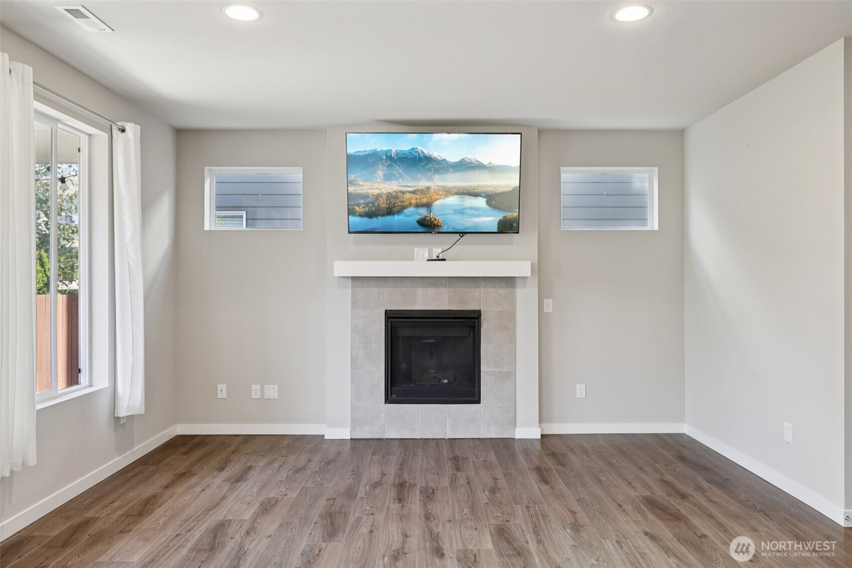 Property Photo: 2611 176th Place NE WA 98271