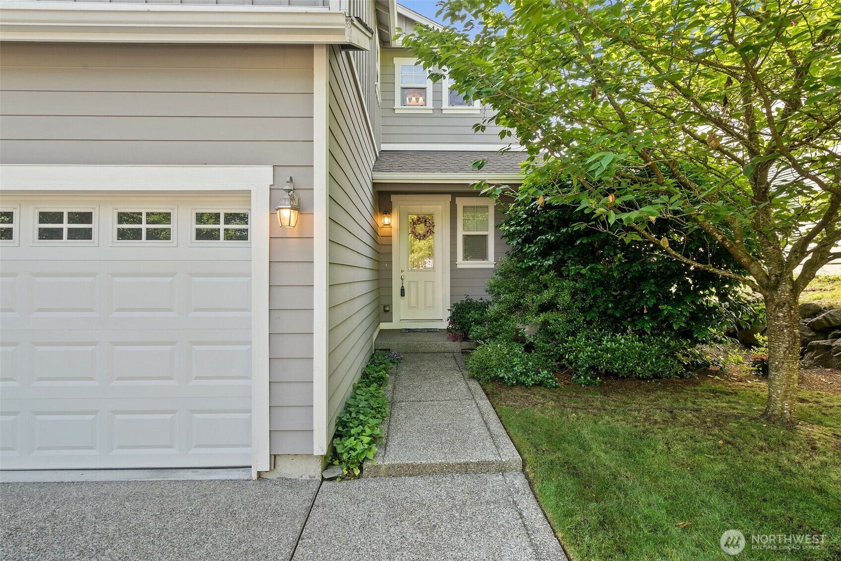 Property Photo: 24100 184th Avenue SE WA 98042