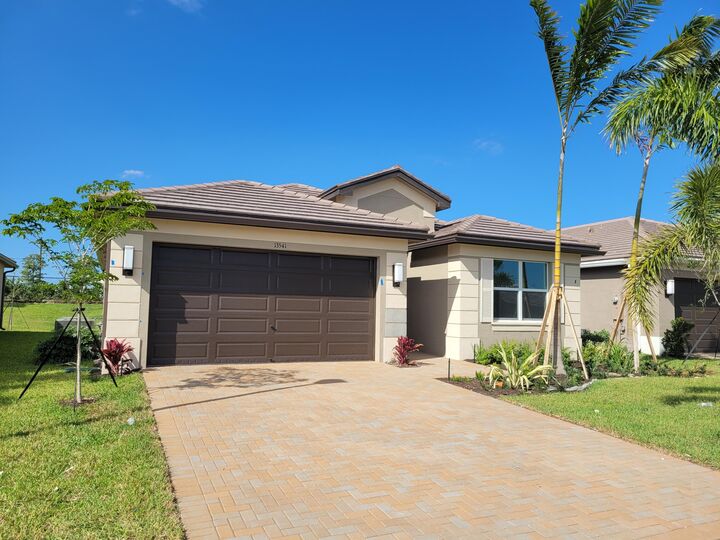 13541 SW Oceanus Boulevard  Port Saint Lucie FL 34987 photo