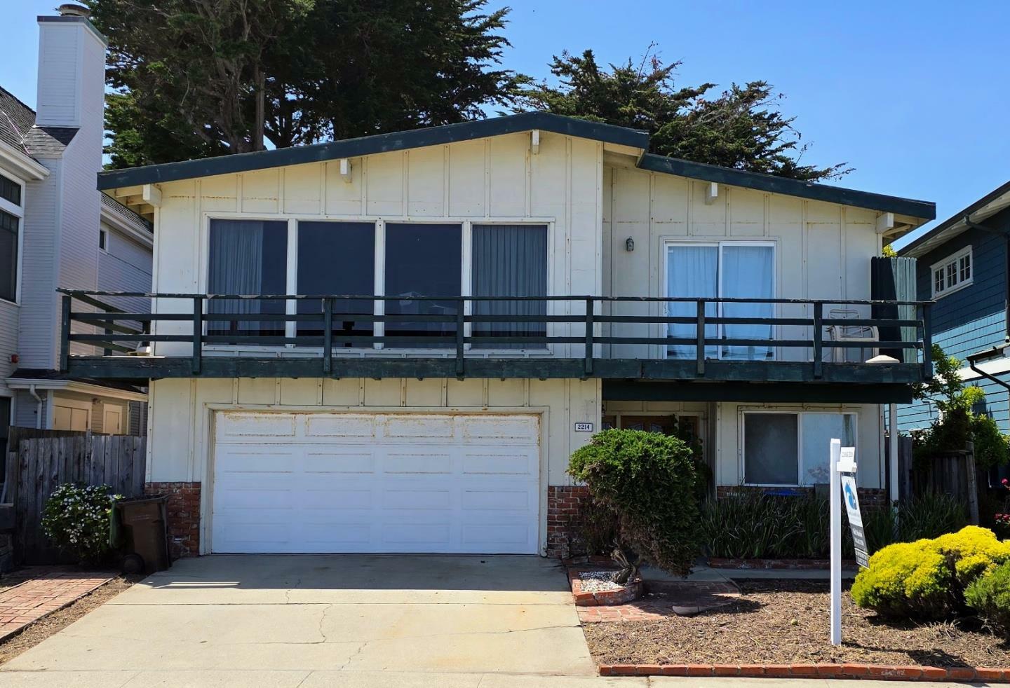 2214 West Cliff Drive  Santa Cruz CA 95060 photo