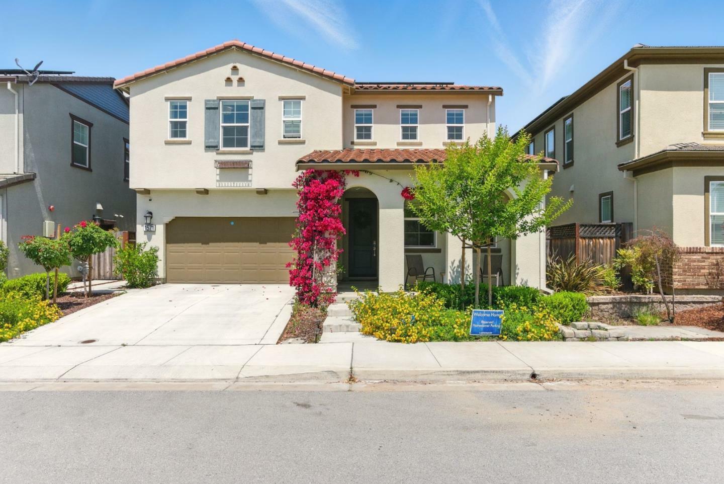 Property Photo:  1571 Castlewood Place  CA 95020 