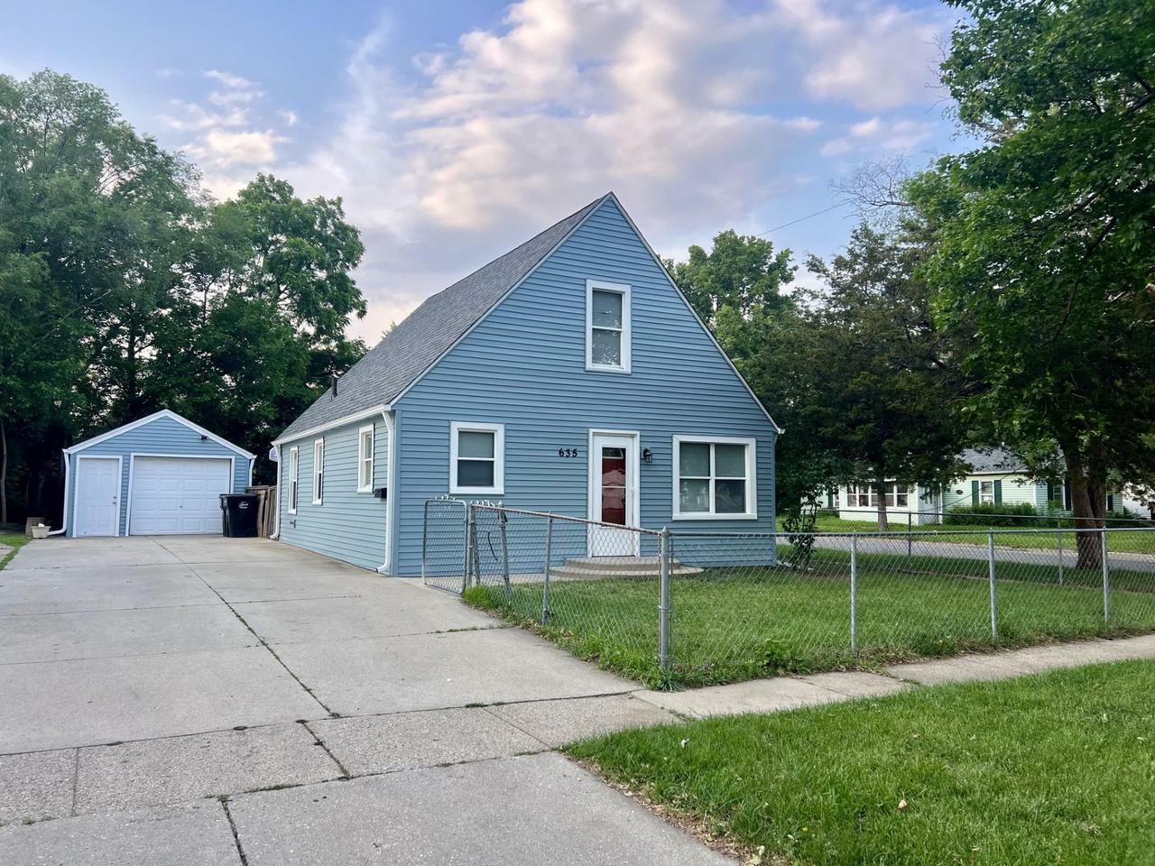 635 Newfield Drive  Beloit WI 53511 photo