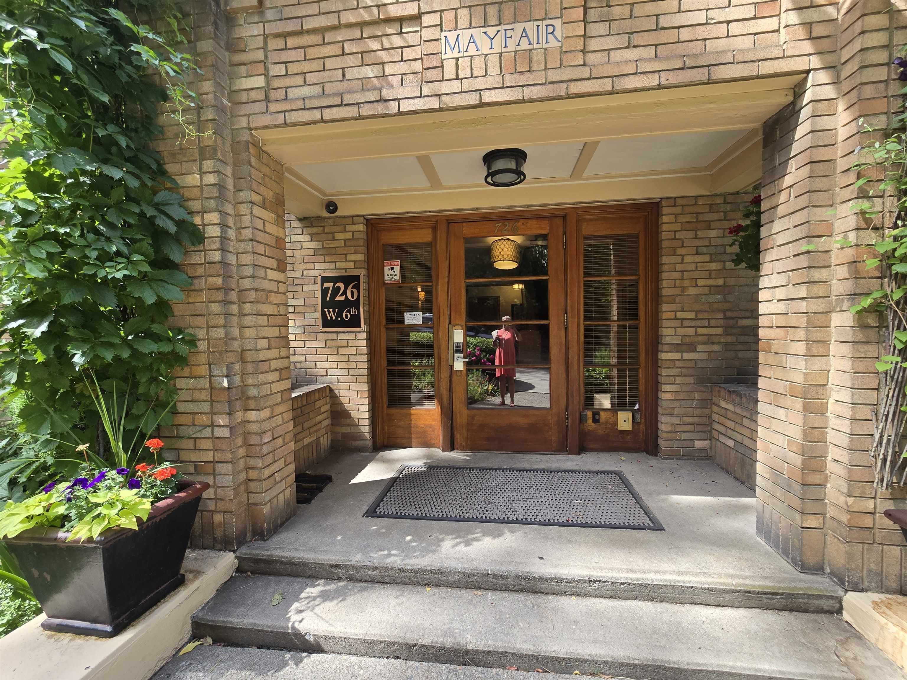 Property Photo: 726 W 6th Ave Unit #205 WA 99204