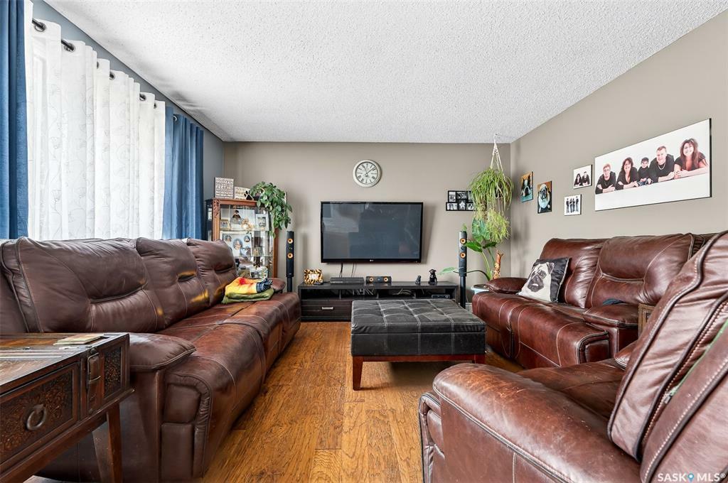 Property Photo: 24 Bluebell Crescent SK S6J 1A2