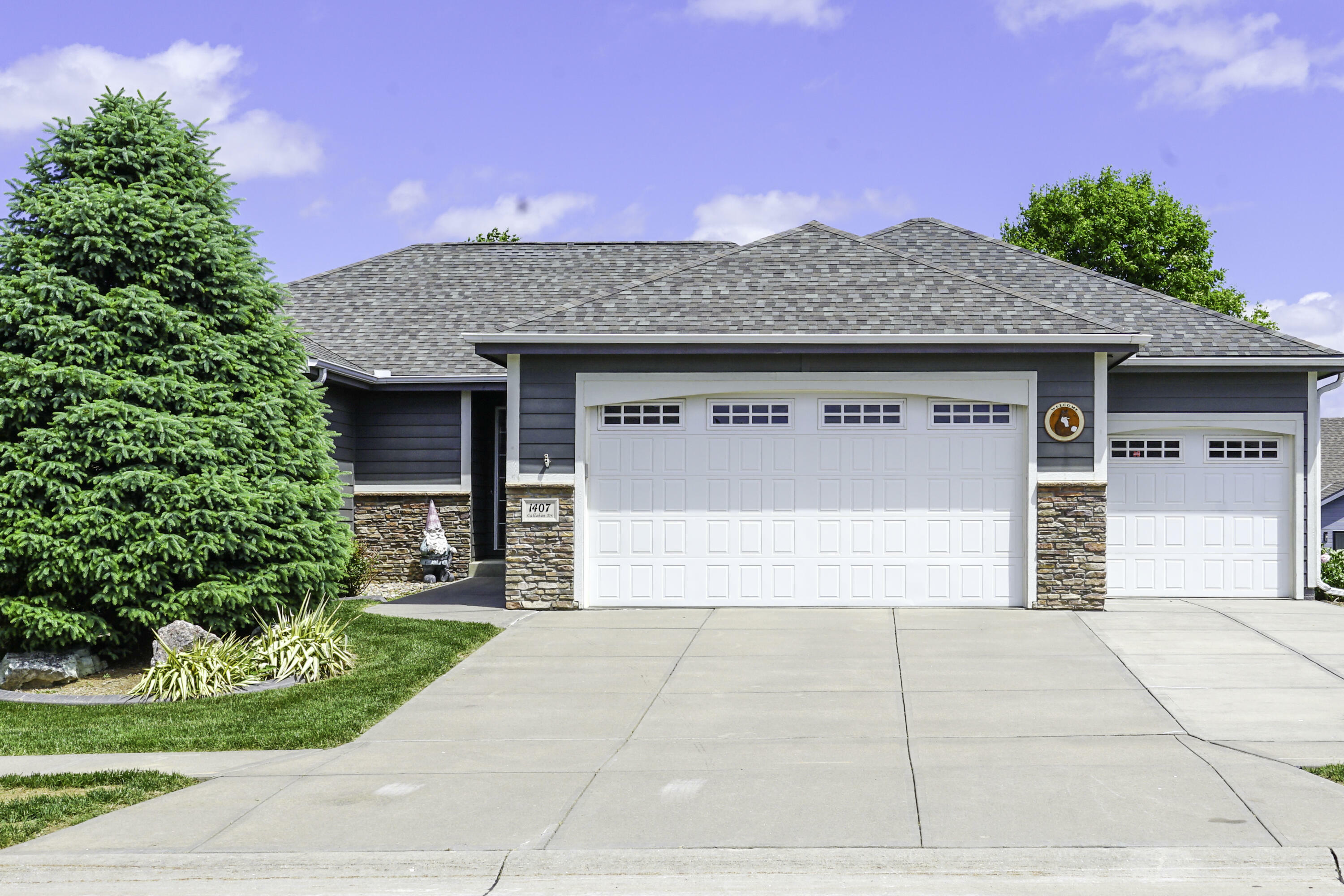 Property Photo: 1407 Callahan Drive IA 51503