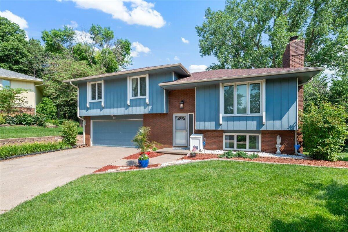 Property Photo: 217 Upland Drive IA 51503