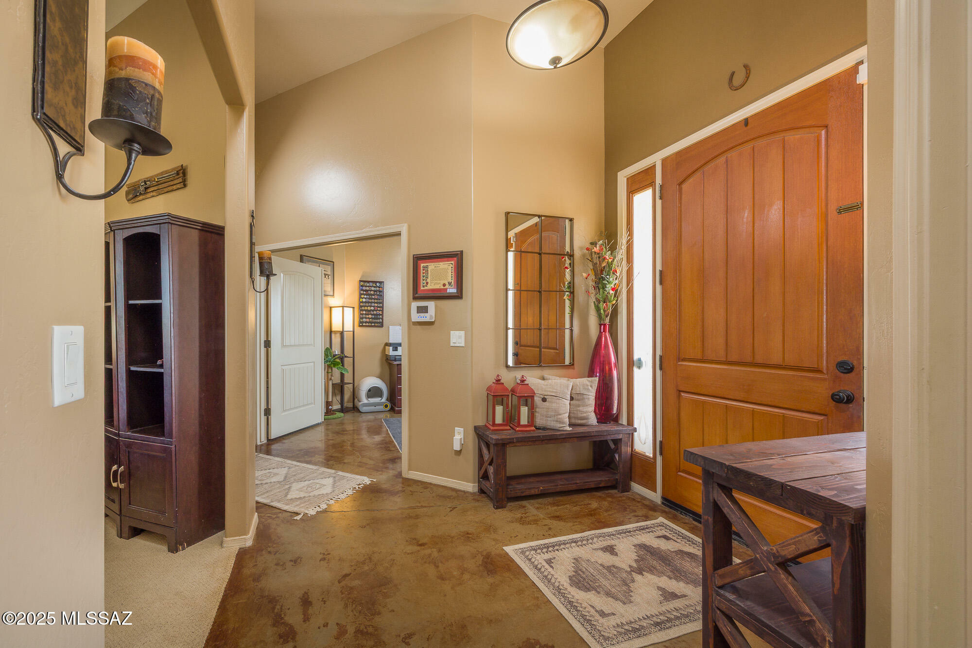 Property Photo: 30501 E Goodman Ranch Place AZ 85658