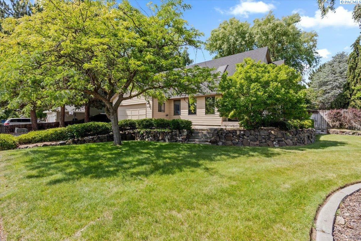 Property Photo: 4107 W Desert Plateau Dr. WA 99301