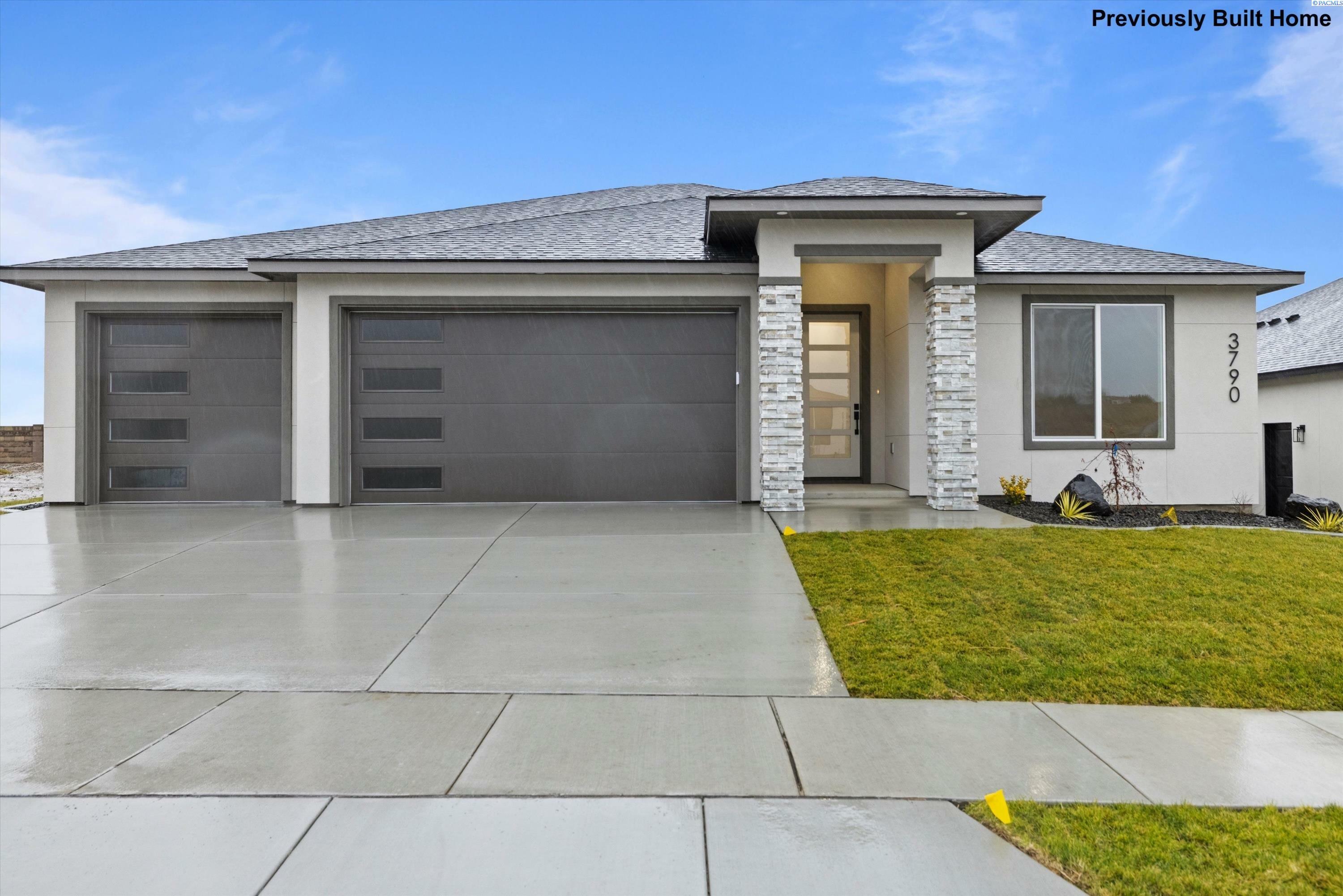 Property Photo: 3746 Scout WA 99352