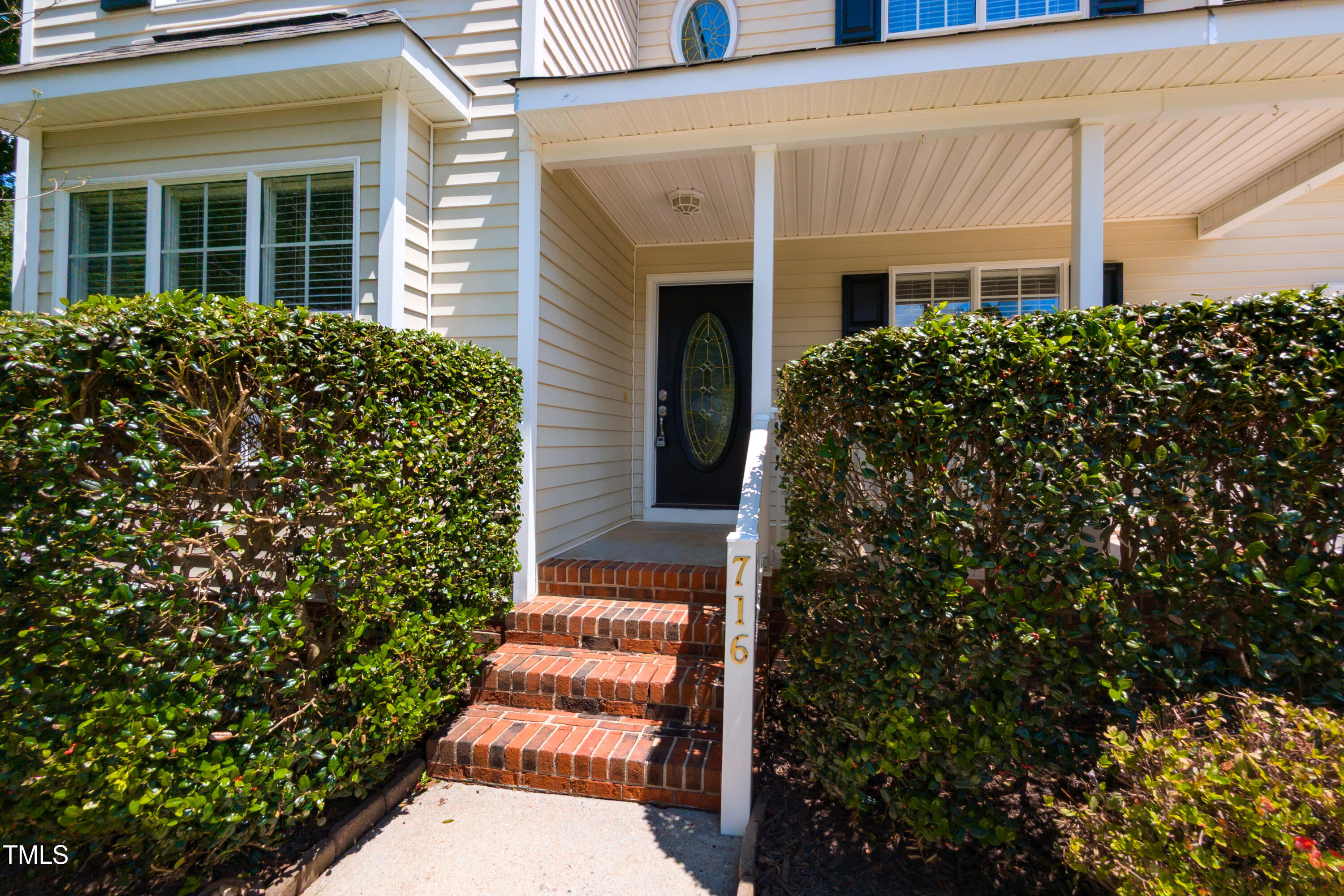 Property Photo: 716 Lakeview Avenue NC 27587