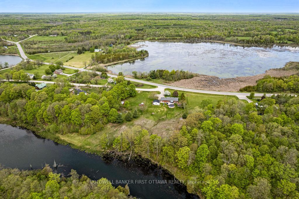 Property Photo: 467 Lake Eloida Road ON K0E 1Y0