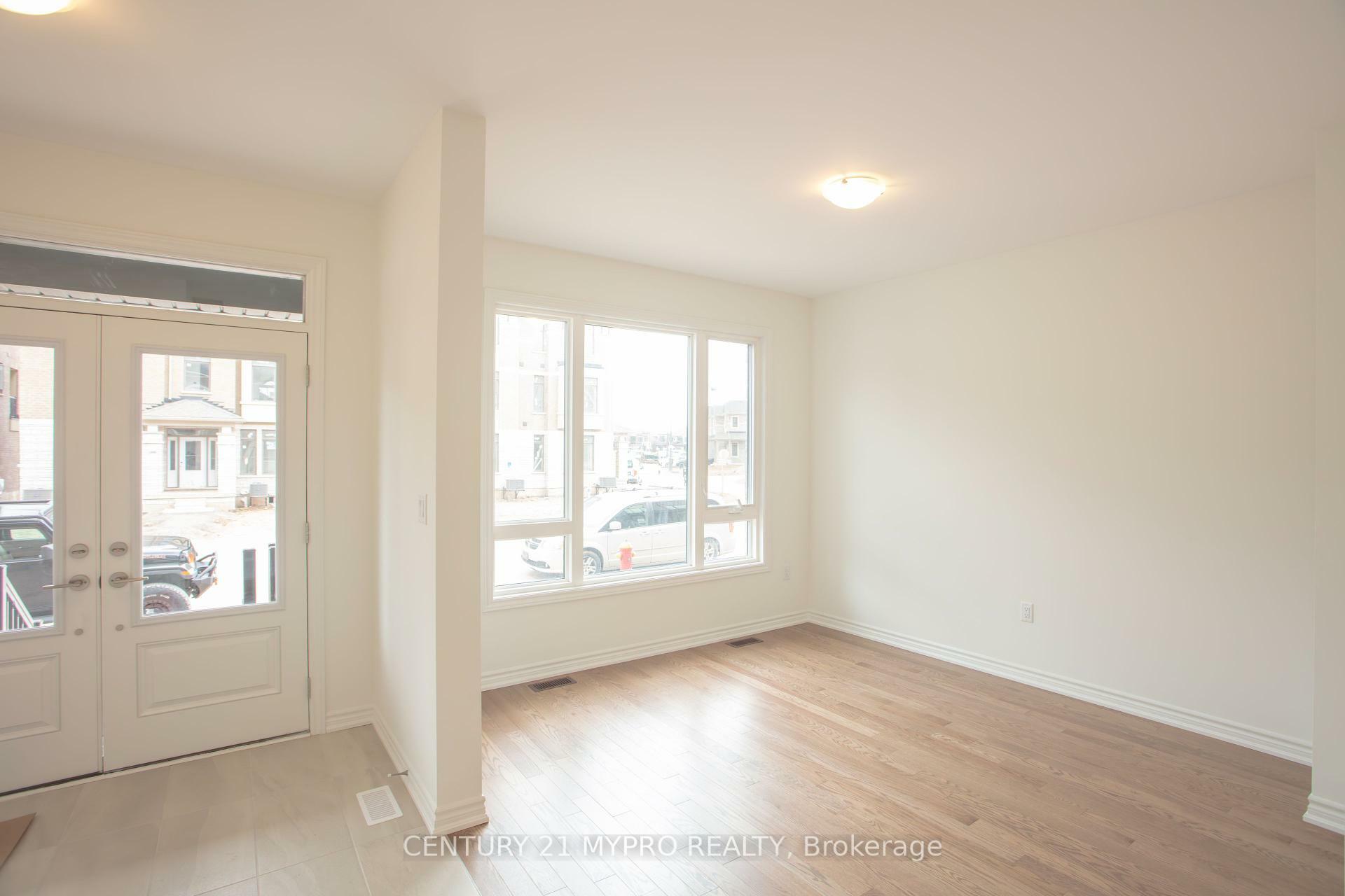 Property Photo: 1101 Wheat Boom Drive ON L6H 7H5