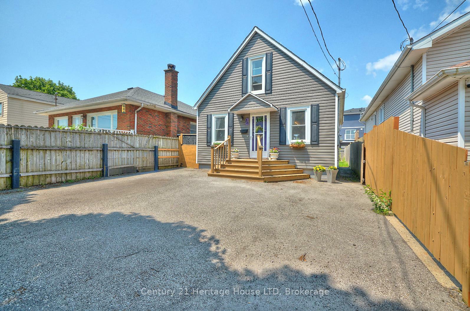 Property Photo: 36 Afton Avenue ON L3B 1V5