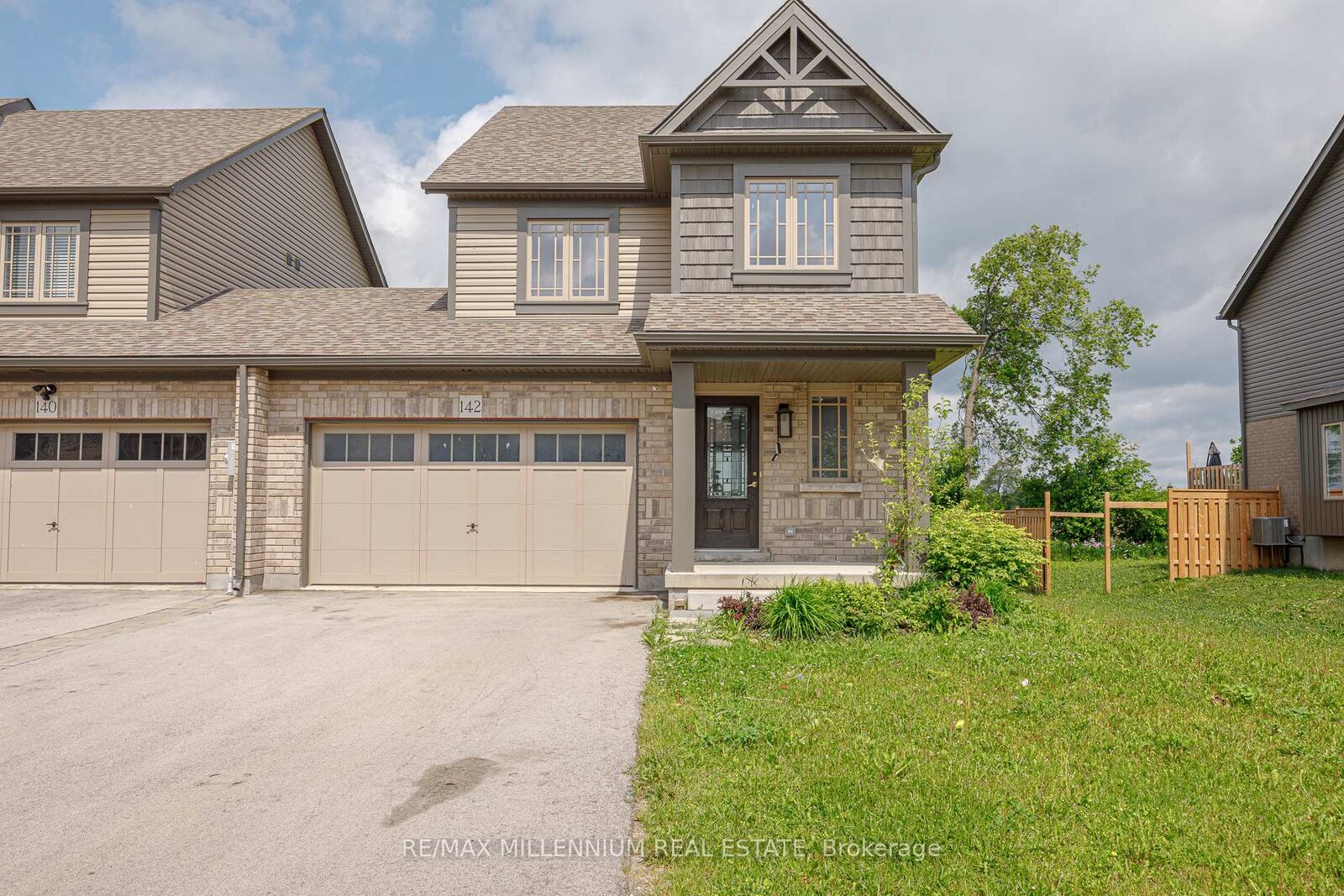 Property Photo: 142 Stonebrook Way ON N0C 1H0