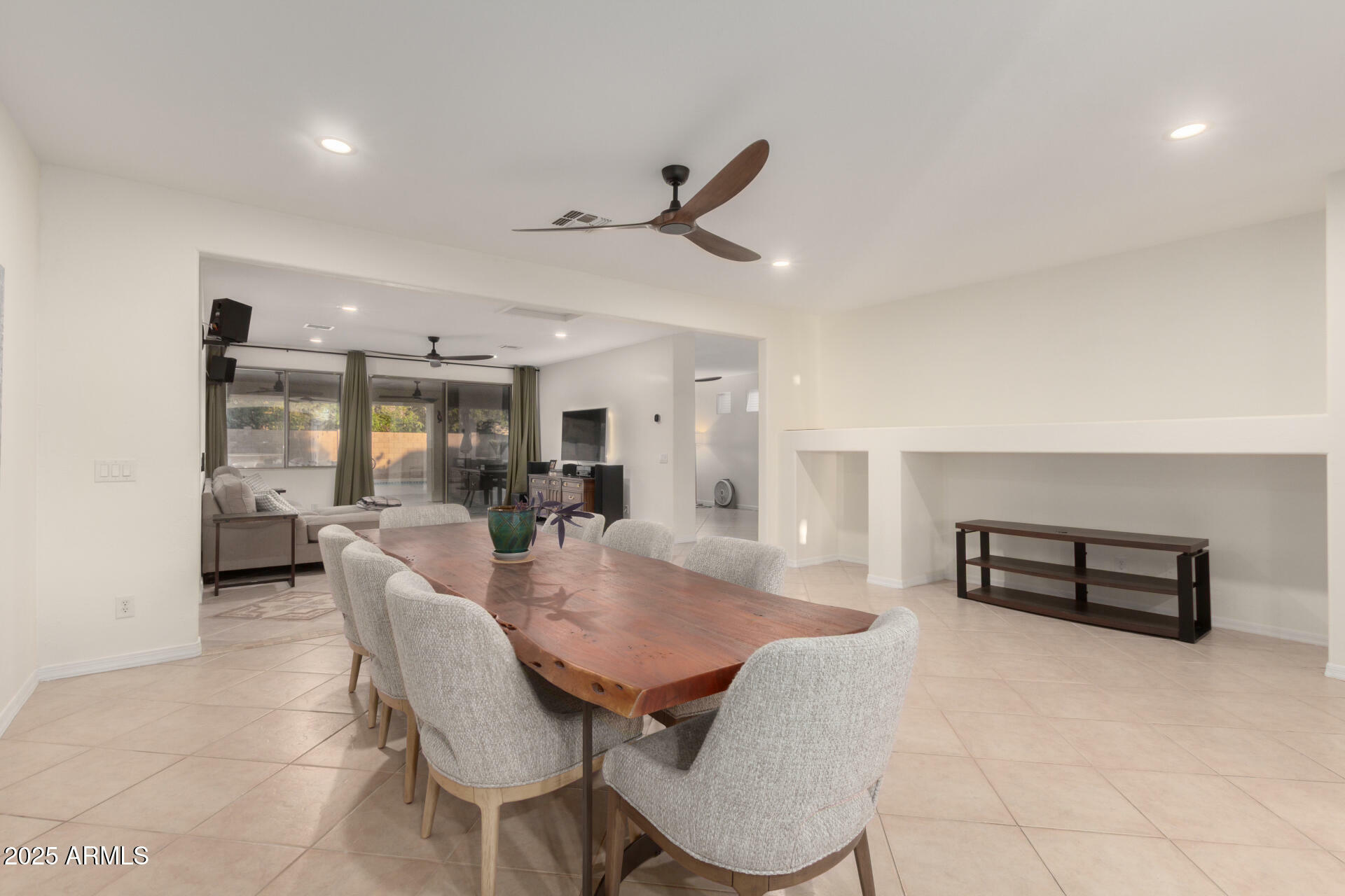 Property Photo:  14687 W Amelia Avenue  AZ 85395 