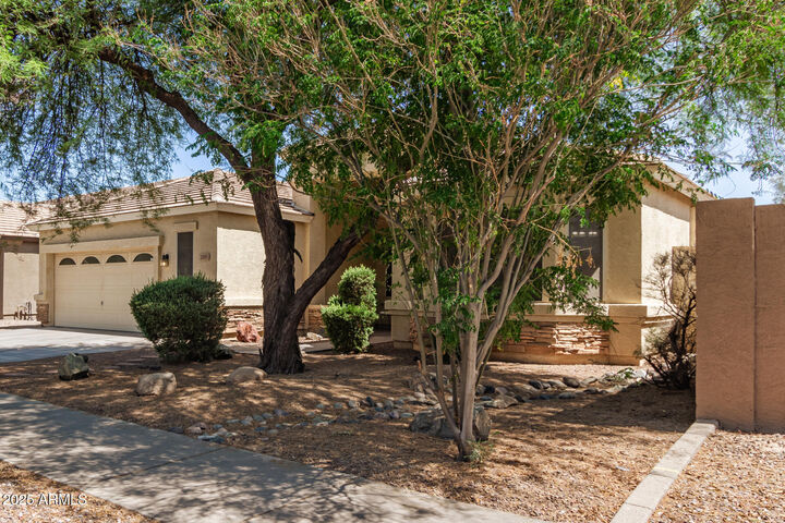 Property Photo:  20895 E Via Del Rancho Road  AZ 85142 