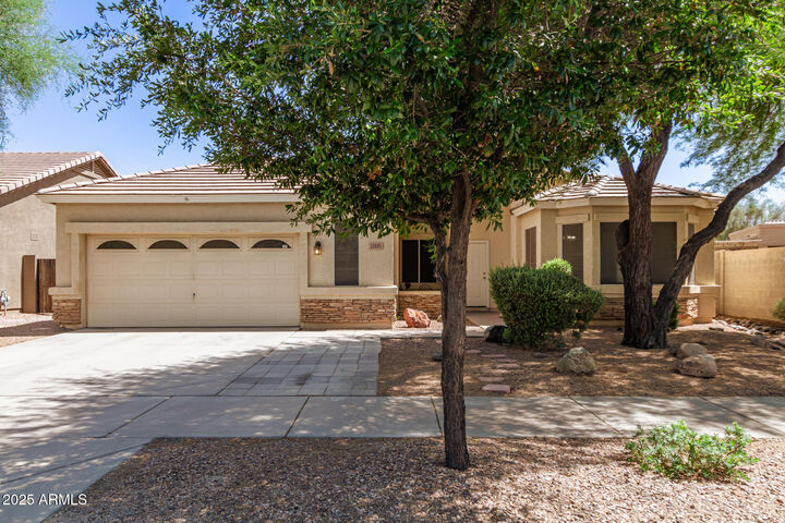 Property Photo:  20895 E Via Del Rancho Road  AZ 85142