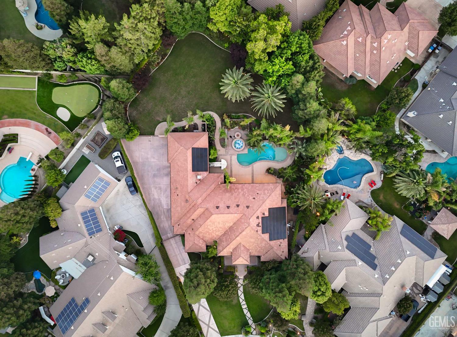 Property Photo: 12603 Clay Creek Court CA 93312