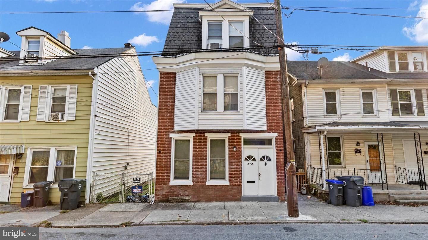 Property Photo:  312 N 2nd Street  PA 17113 