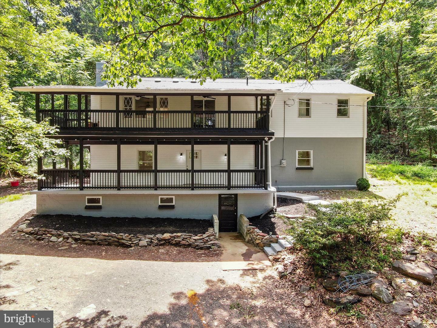 Property Photo: 502 Windsong Road WV 25425