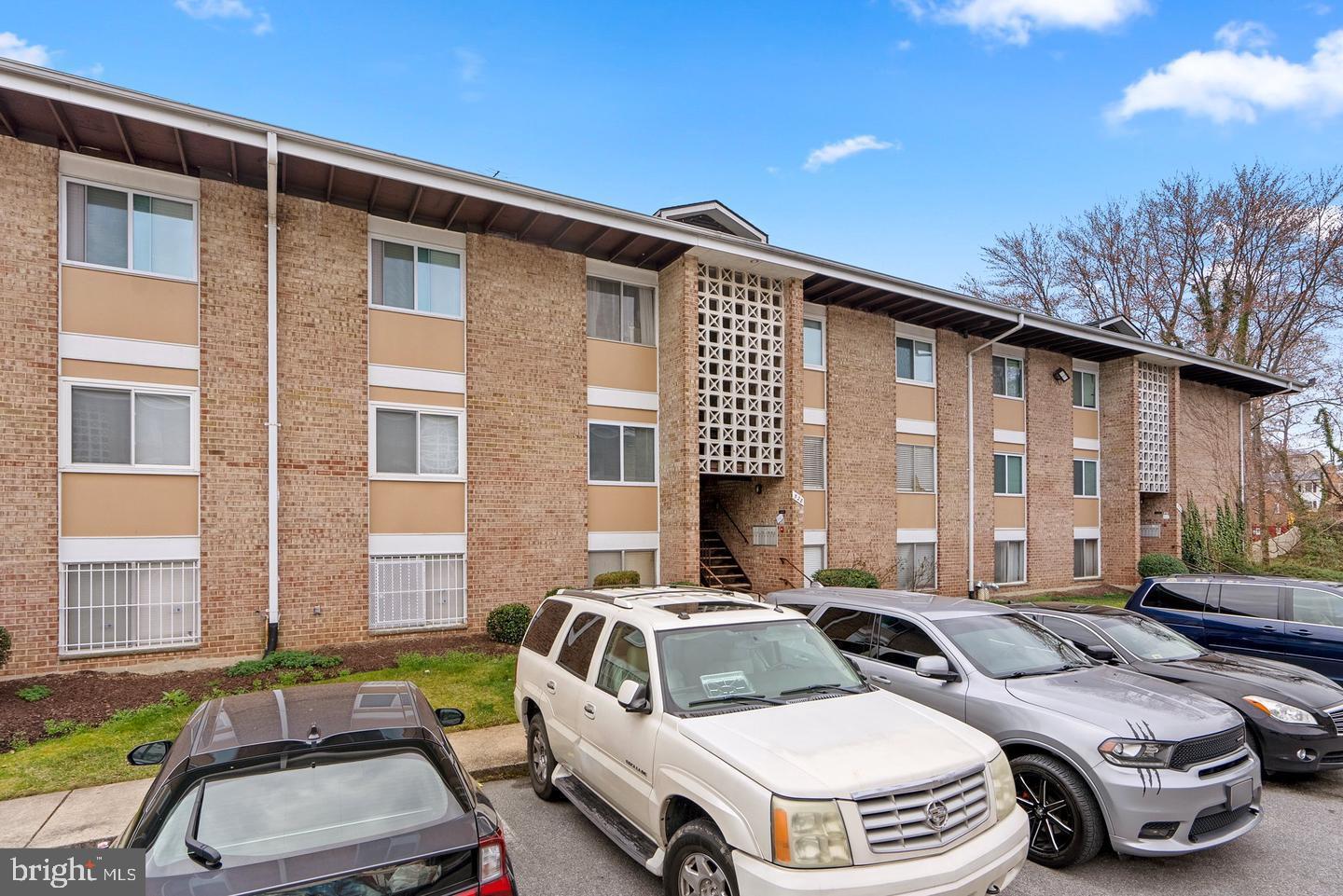Property Photo:  546 Wilson Bridge Drive 6747 C-1  MD 20745 