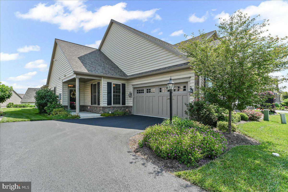 151 Honeycroft Boulevard  Cochranville PA 19330 photo