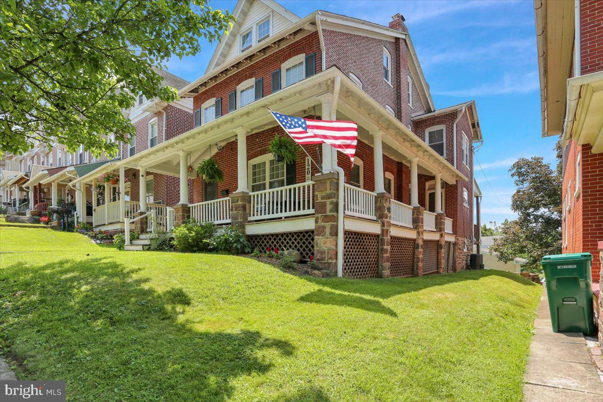Property Photo: 120 Hook Street PA 19508