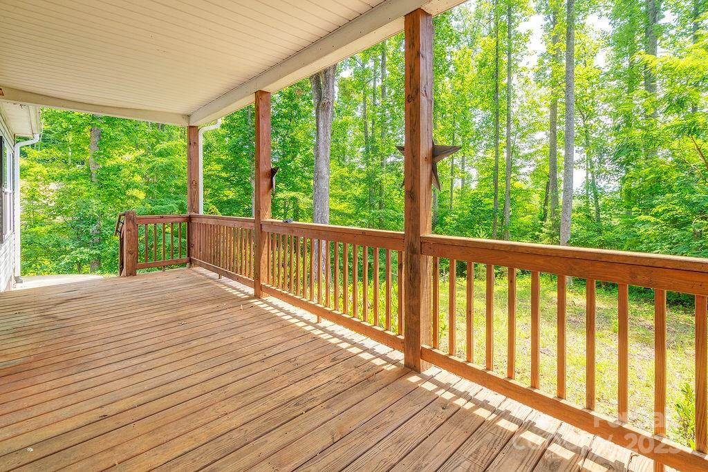Property Photo: 21 Luther Woods Drive NC 28715