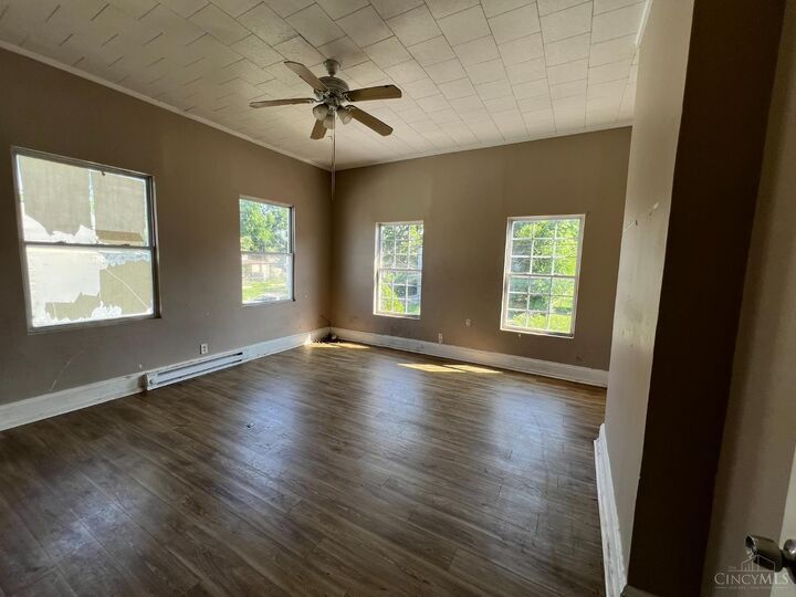 Property Photo: 211 W Seventieth Street OH 45216