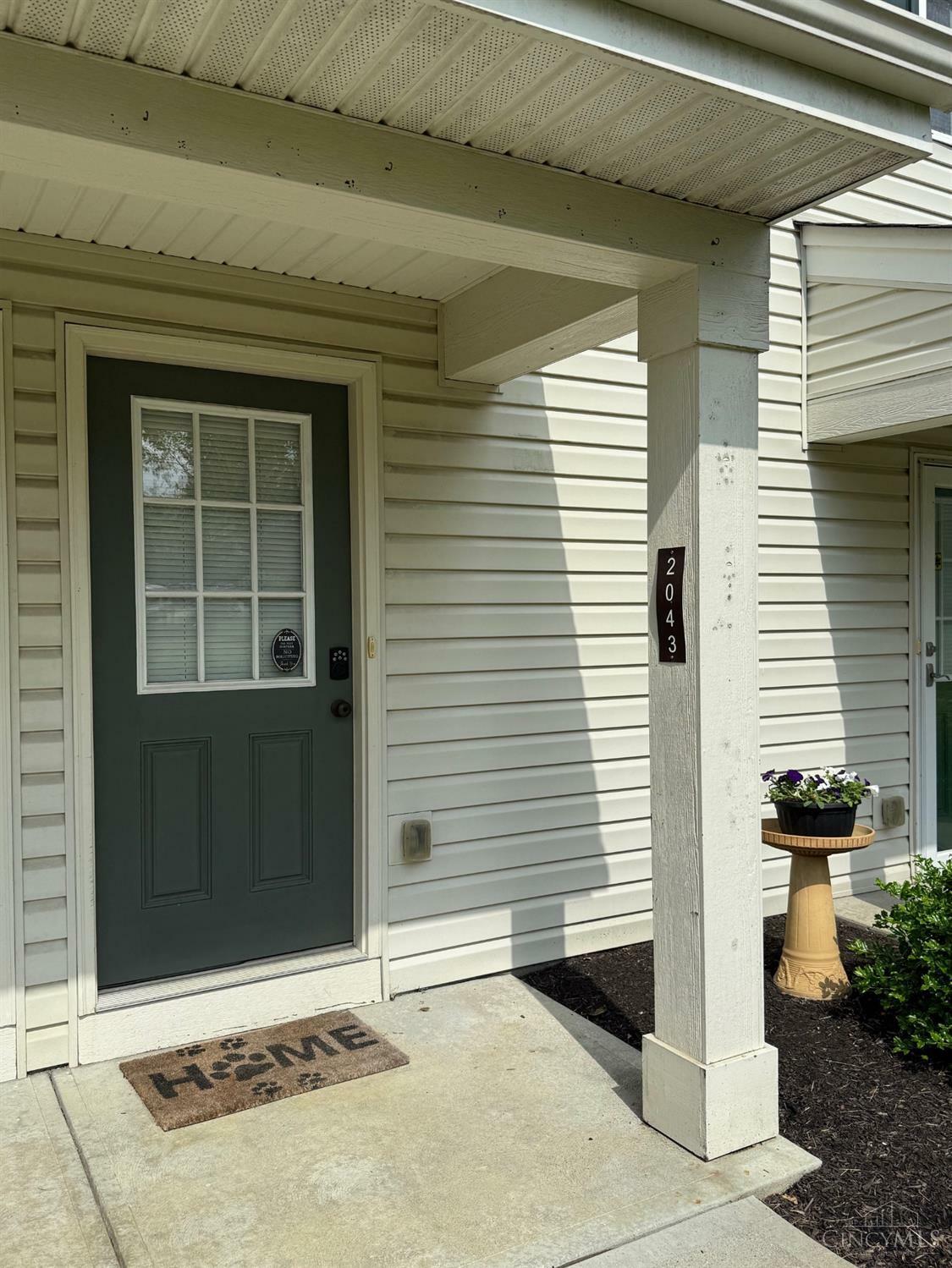 Property Photo: 2043 Commons Circle OH 45103
