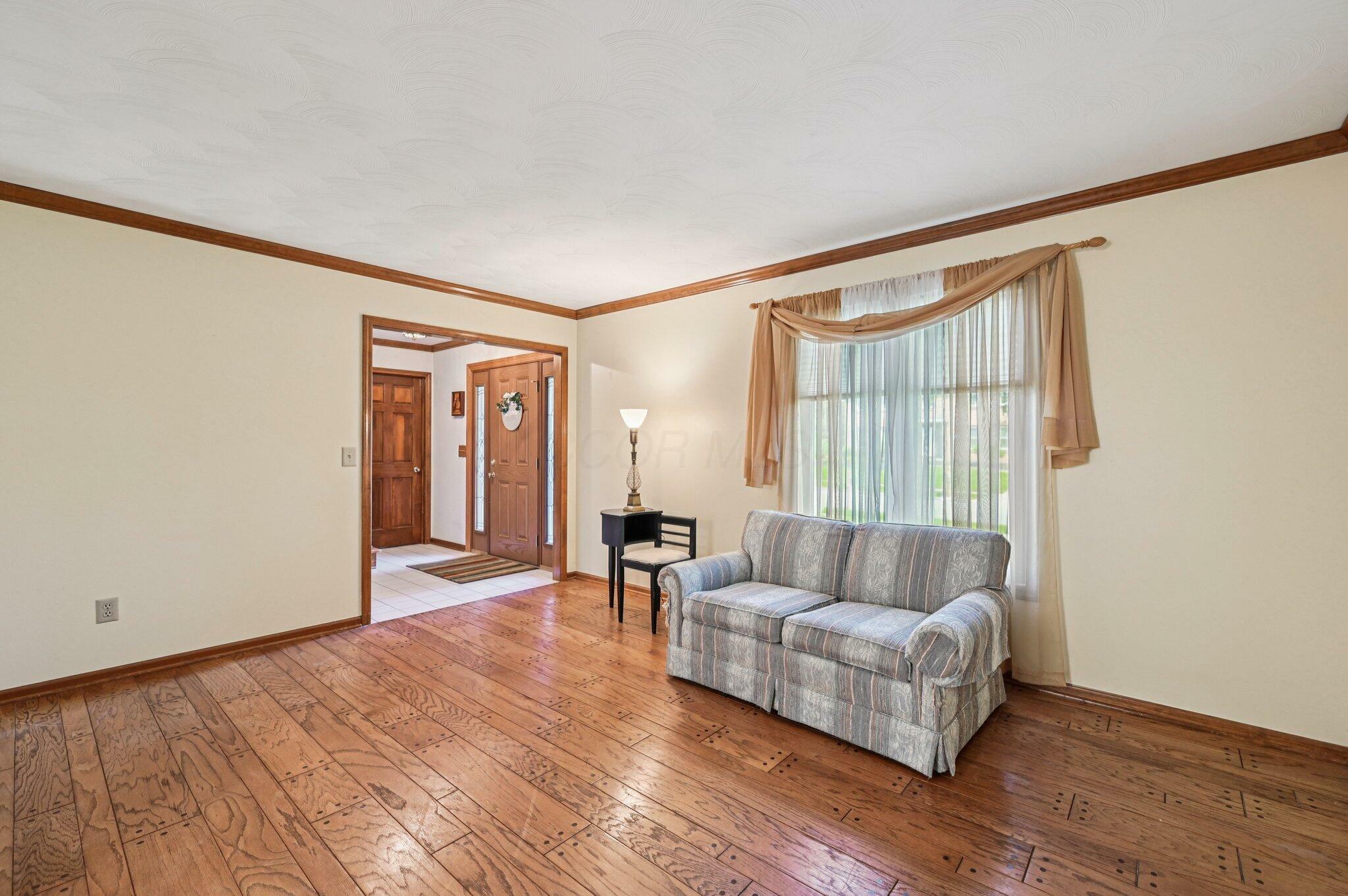 Property Photo:  399 Fallriver Drive  OH 43068 
