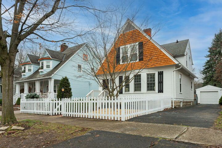 297 N Franklin Street  Delaware OH 43015 photo