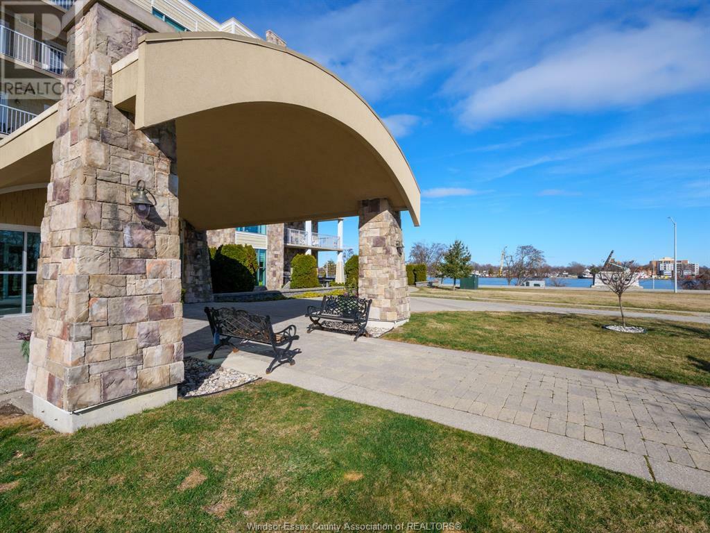 Photo de la propriété: 34 Boblo Island Boulevard 203 ON N9V 0C4