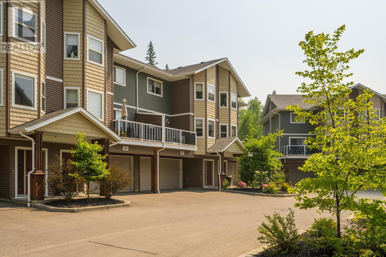 Photo de la propriété: 7400 Creekside Way 302 BC V2N 0G6