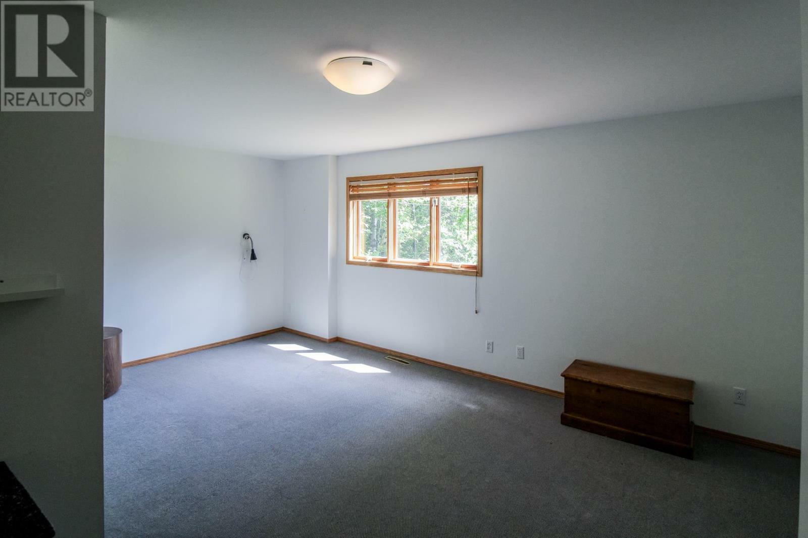 382 Storm Bay Rd  Kenora ON P0X 1H0 photo