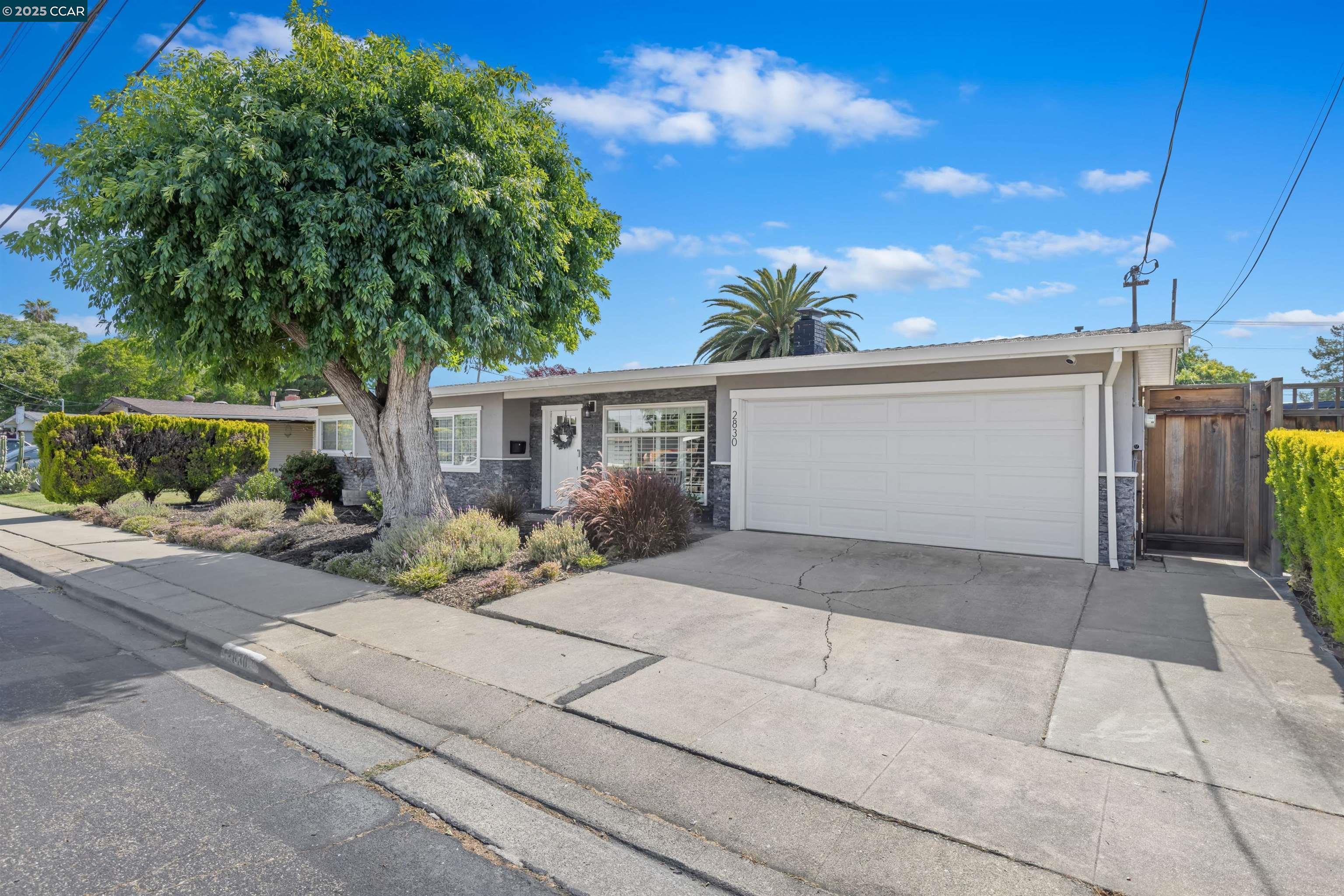 Property Photo: 2830 Courtland Dr CA 94520