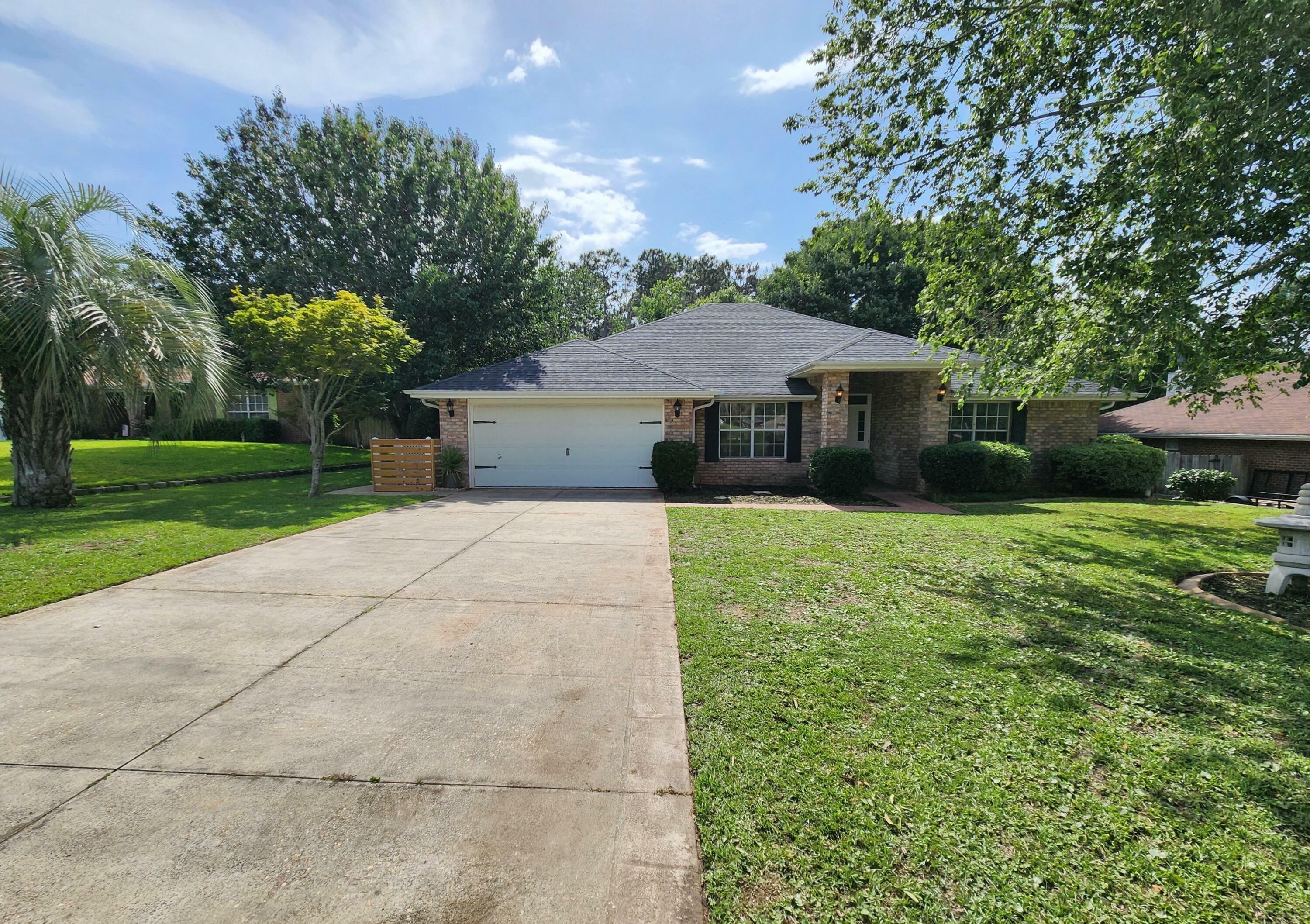 Property Photo: 4868 Orlimar Street FL 32536