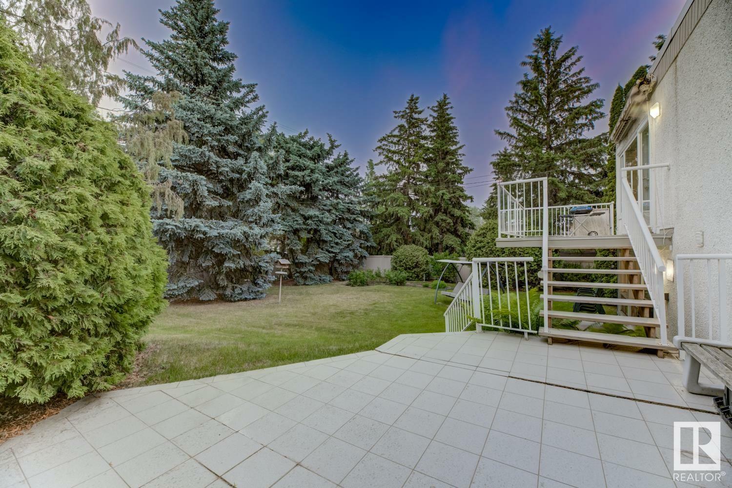 Property Photo: 13512 Buena Vista Road NW AB T5R 5R2