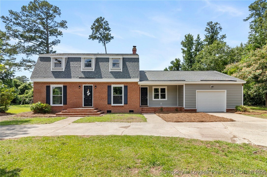 Property Photo: 329 W Railroad Street NC 28371