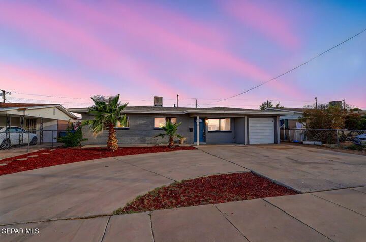 Property Photo: 4956 Rutherford Drive TX 79924