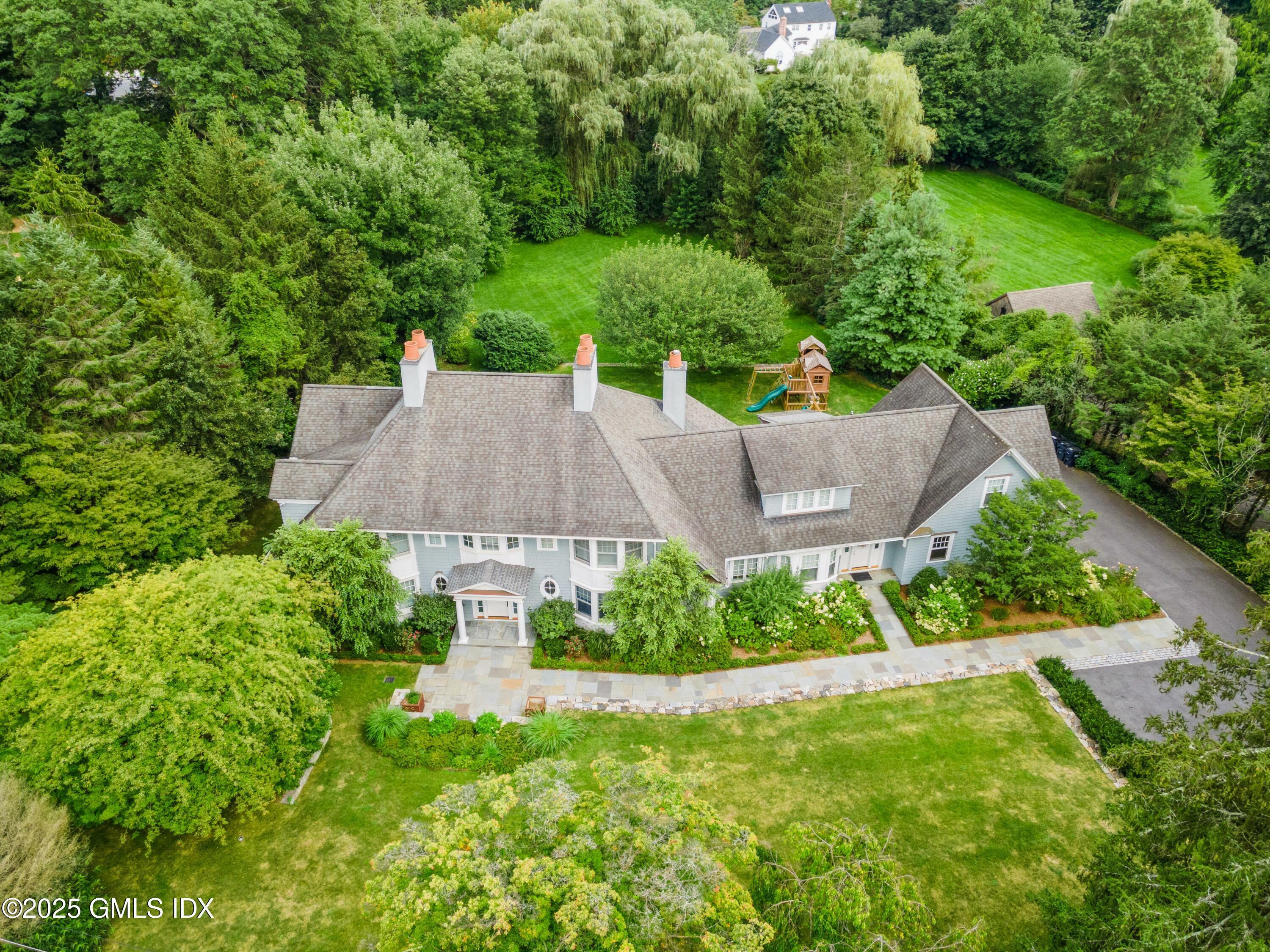 2 Sparrow Lane  Greenwich CT 06830 photo