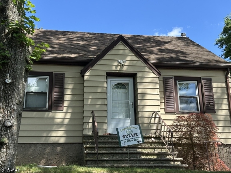Property Photo: 16 Leystra Ln NJ 07470